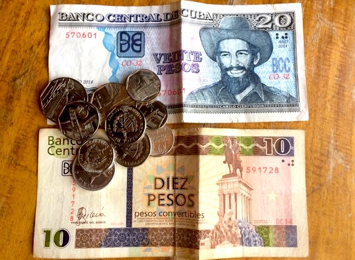 Dinero y monedas en cuba